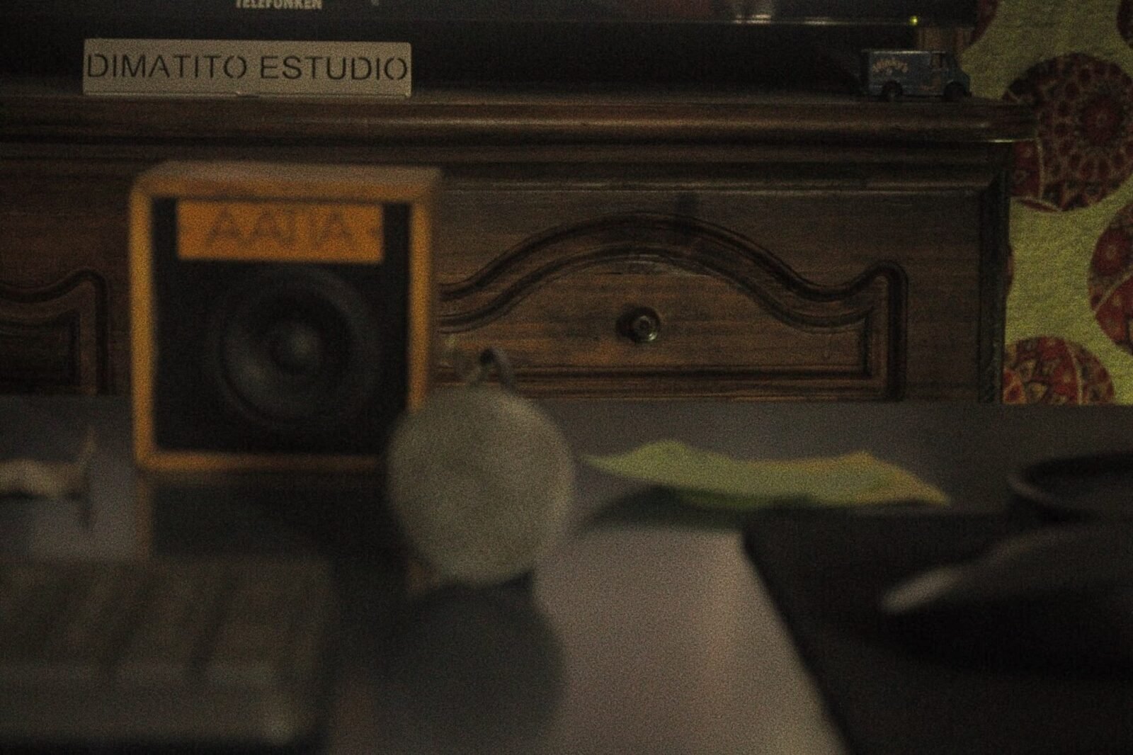 Detalle del escritorio de Dimatito Estudio